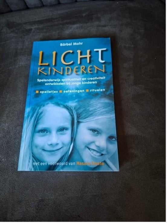 Lichtkinderen: Spiritualiteit en creativiteit voor kinderen, Ophalen of Verzenden, Gelezen, Spiritualiteit algemeen, Overige typen