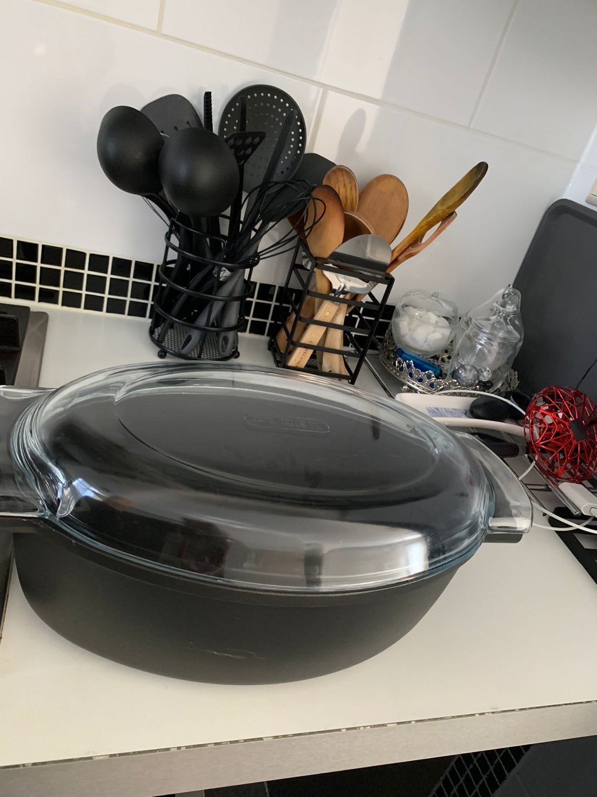 Nieuwe Pyrex ovenschotel met glazen deksel, Nieuw, Ophalen of Verzenden, Zwart, Overige merken