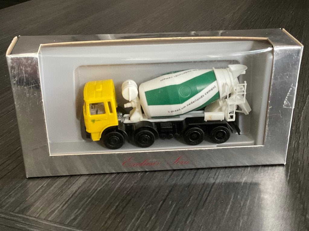 MAN betonmixer Mebin .. t draait om Nederlands cement, Ophalen, Zo goed als nieuw, Bus of Vrachtwagen, Herpa