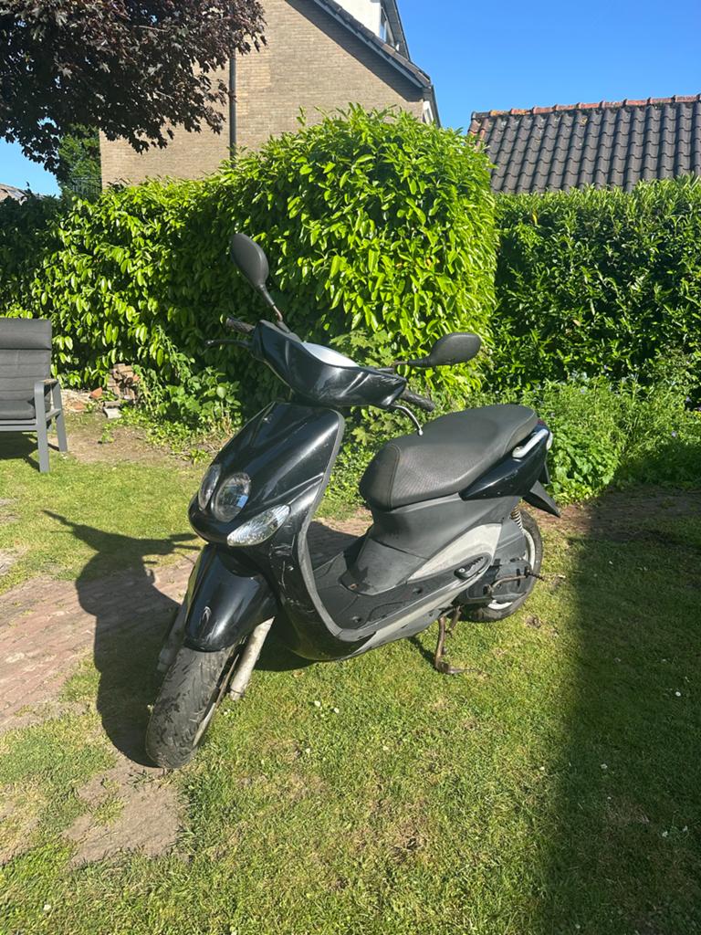 Yamaha Neos SA40 Scooter - Zwart, Fietsen en Brommers, Scooters | Yamaha, Ophalen, Gebruikt, Maximaal 45 km/u, Benzine