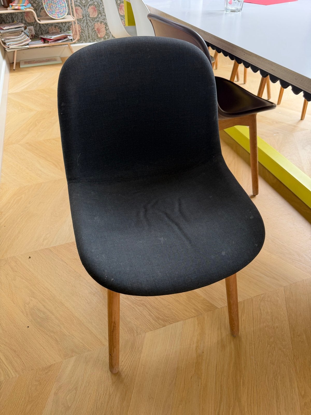 HAY stoel met canvas stof, Ophalen, Gebruikt, Zwart, Eén