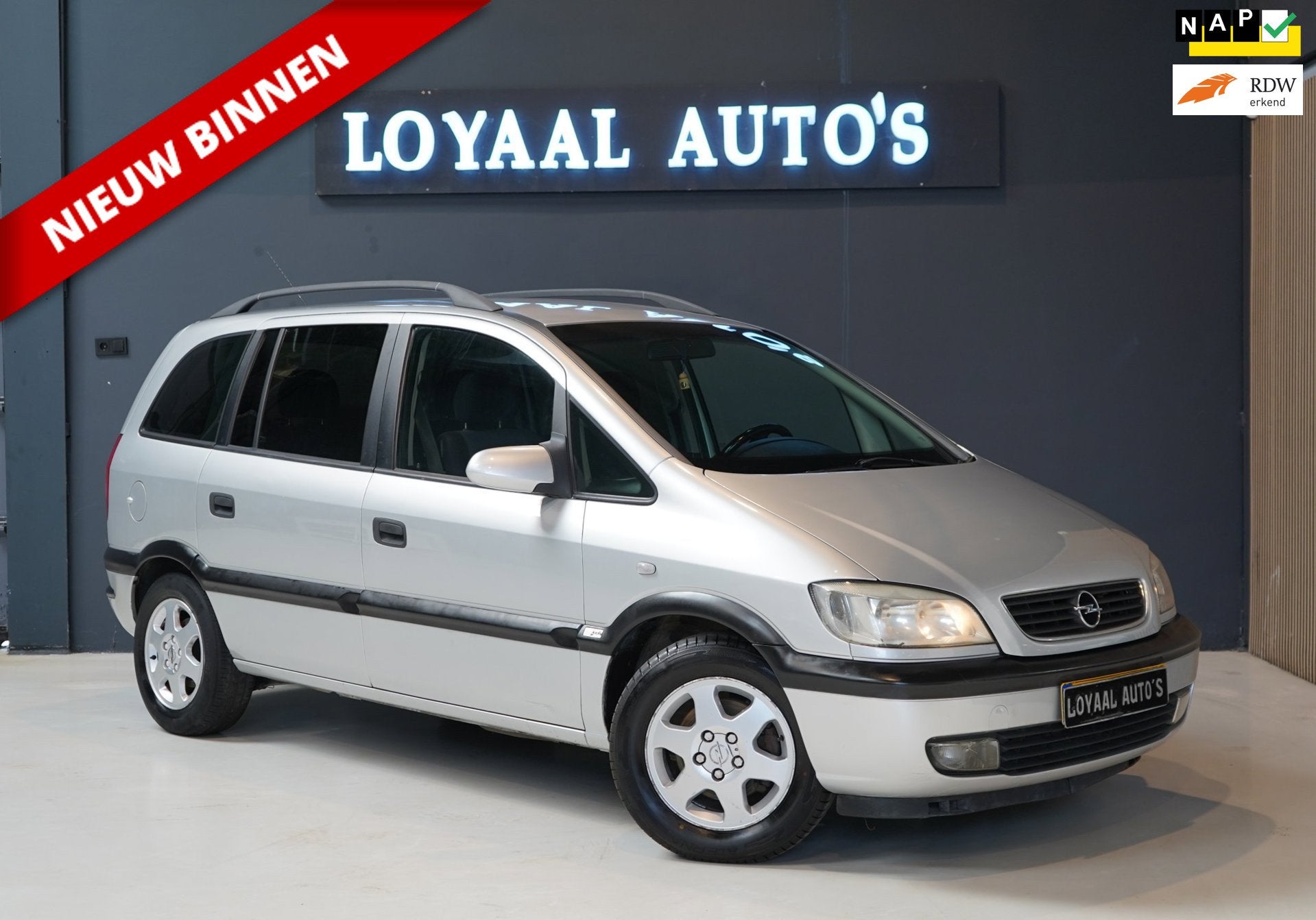 Opel Zafira 1.8-16V Elegance | 7 PERS | TREKHAAK | AIRCO | N, Voorwielaandrijving, 1345 kg, 125 pk, Gebruikt