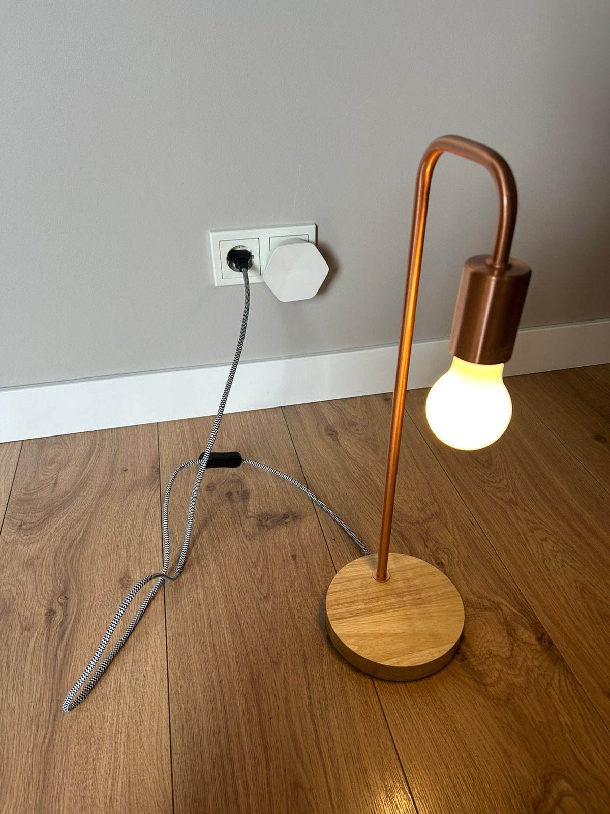 Nachtlampje, Huis en Inrichting, Lampen | Tafellampen, Ophalen, Zo goed als nieuw