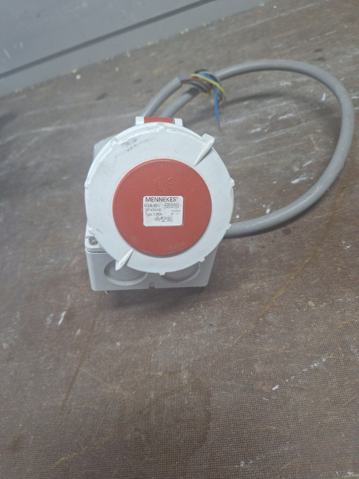 Mennekes Wandcontactdoos 63A 400V, Ophalen