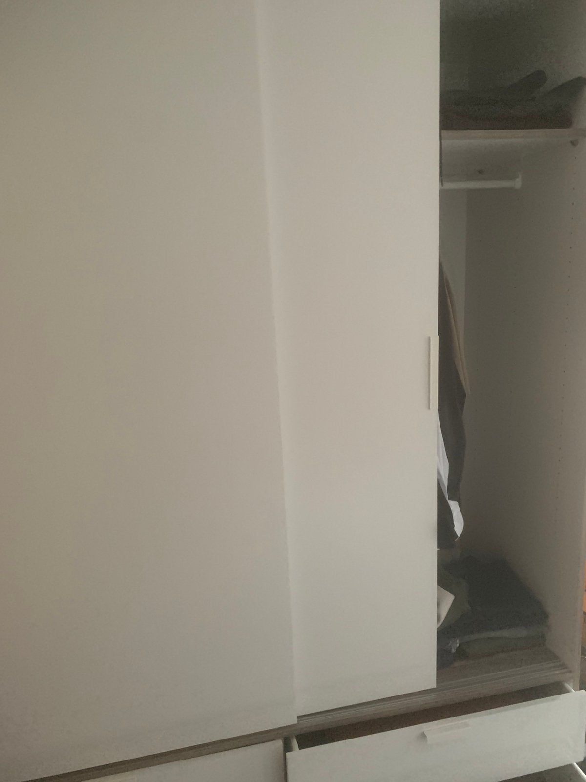 IKEA kast met schuifdeuren en lades, Gebruikt, 100 tot 150 cm, 200 cm of meer, Ophalen of Verzenden