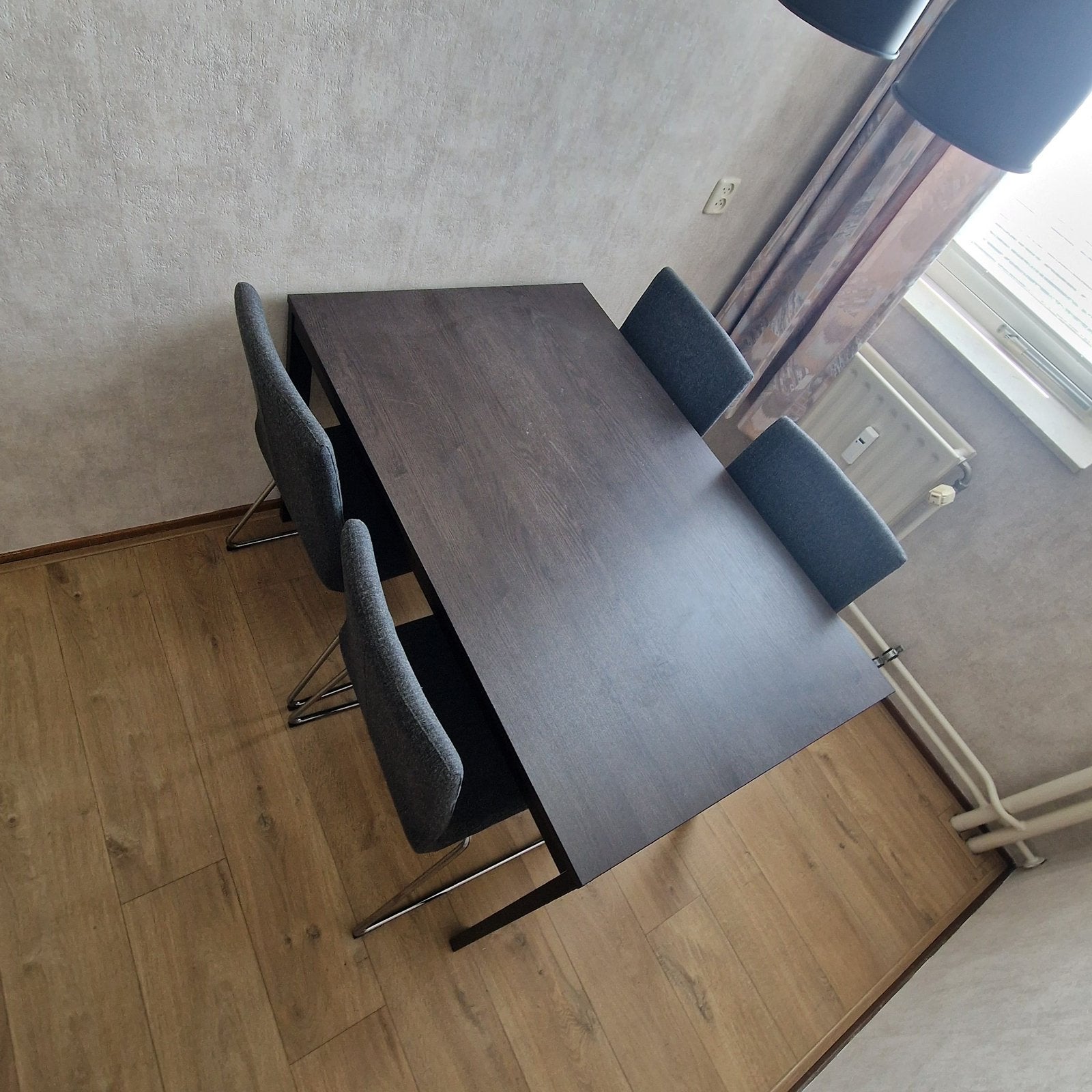 Eettafel met 4 stoelen, Ophalen, Zo goed als nieuw, 75 m² of meer, Laminaat
