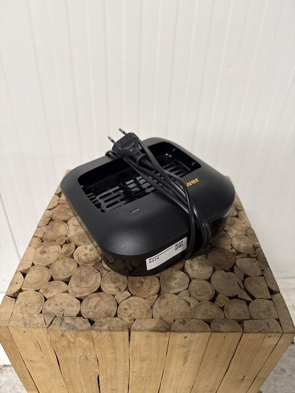 Onbekend EC 430 F - oplader 2024, Gebruikt