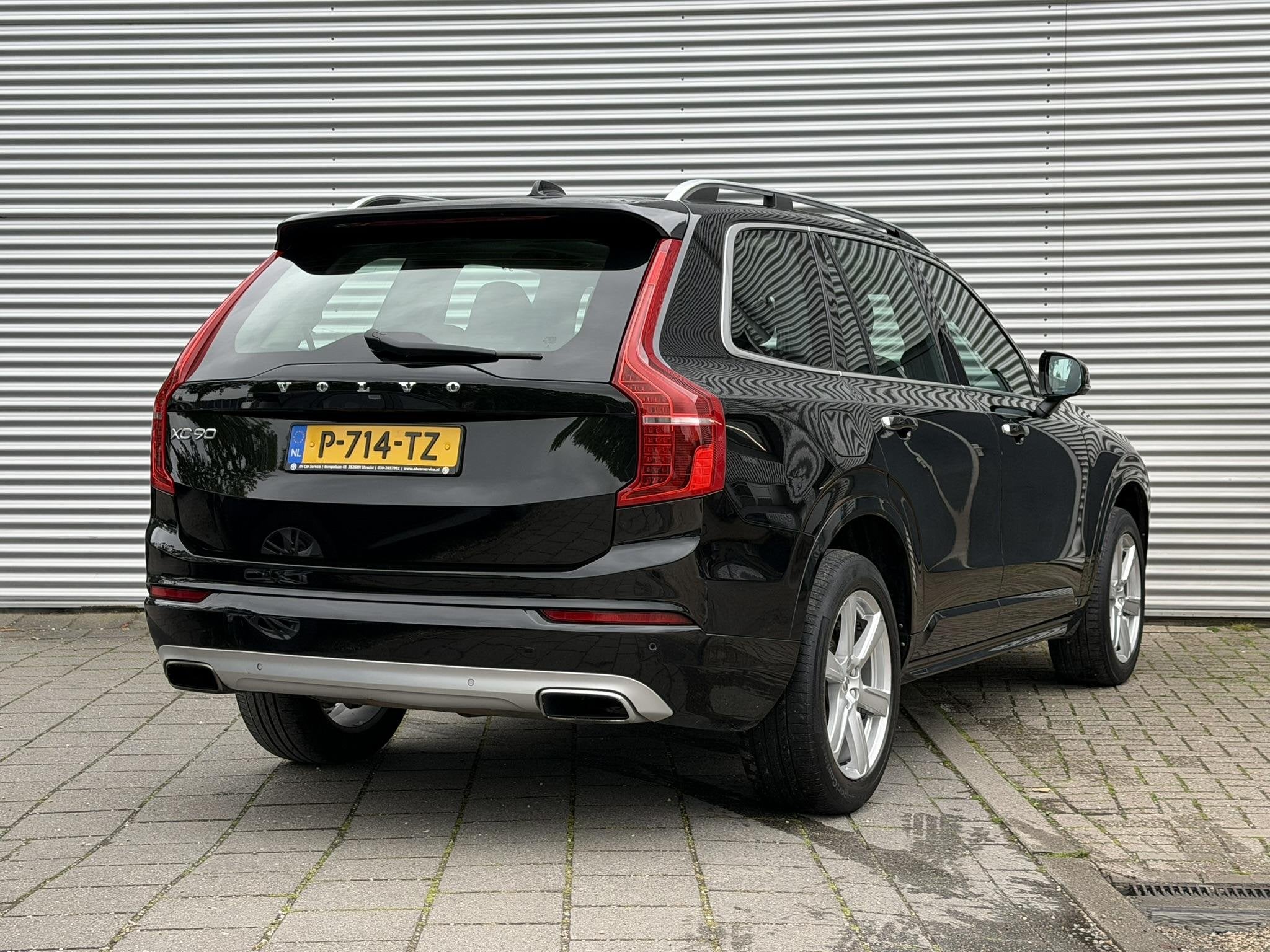 Volvo XC90 2.0 T8 Twin Engine AWD Momentum 7P | Trekhaak | P, Automatische klimaatregeling, Gebruikt, 1969 cc, 320 pk