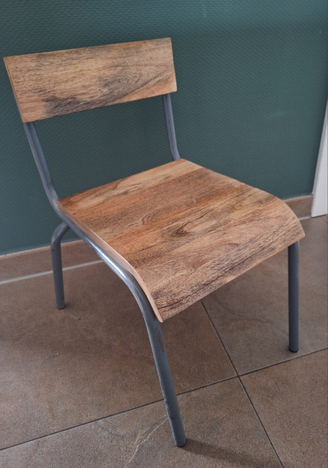 Kids Depot Stevige houten stoelen met metalen frame, Ophalen, Gebruikt, Overige kleuren, Industrieel, Landelijk