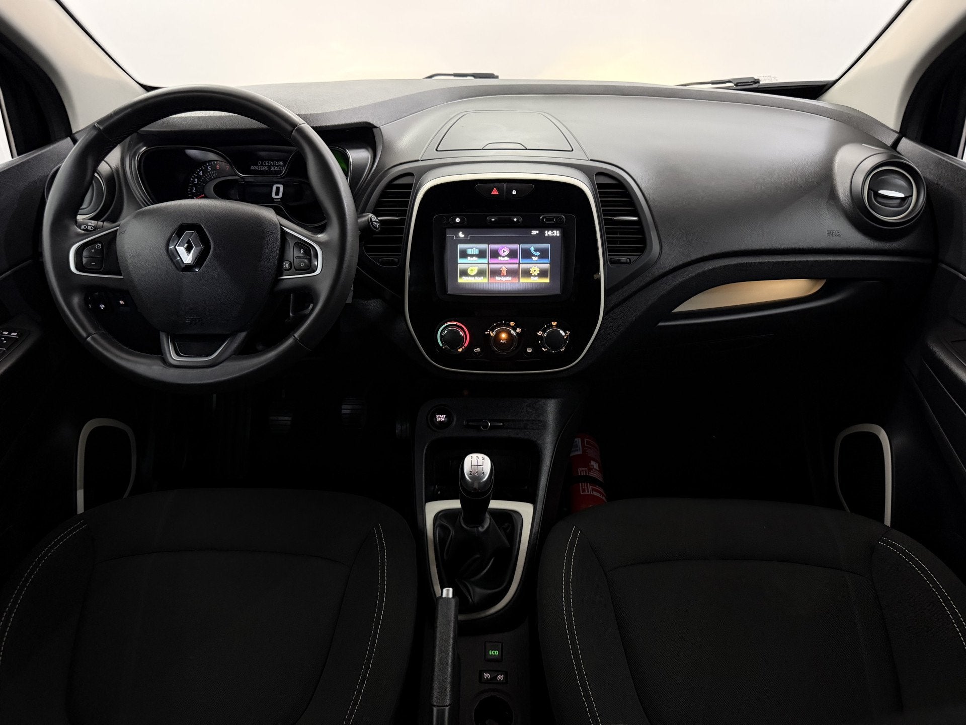 Renault Captur 0.9 TCe Intens Airco, Parkeersensoren, Navi,, Auto's, Voorwielaandrijving, 898 cc, Stof, Gebruikt