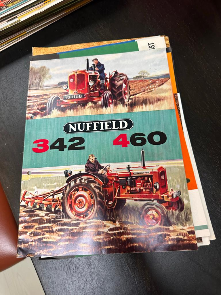 Oude Nuffield tractor folder uit de jaren '60, Ophalen of Verzenden, Zo goed als nieuw, Overige typen