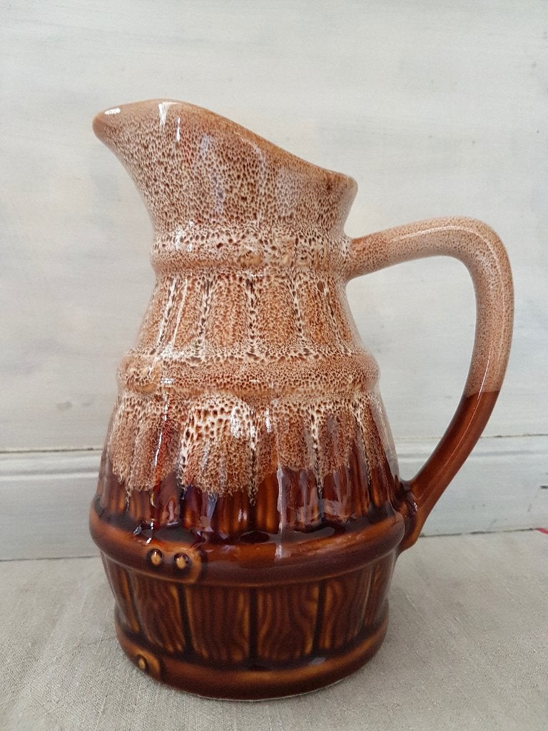 Revol schenkkan, 70's, bruin/wit druipglazuur, Ophalen of Verzenden