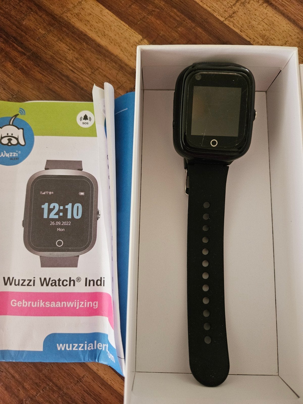 Wuzzi alarmerings Watch Indi - Smartwatch, Gebruikt, Zwart, Ophalen of Verzenden, GPS
