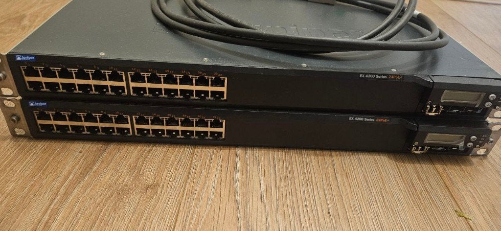 Juniper EX4200-24P PoE+ Gigabit Switch, Computers en Software, Ophalen of Verzenden, Gebruikt