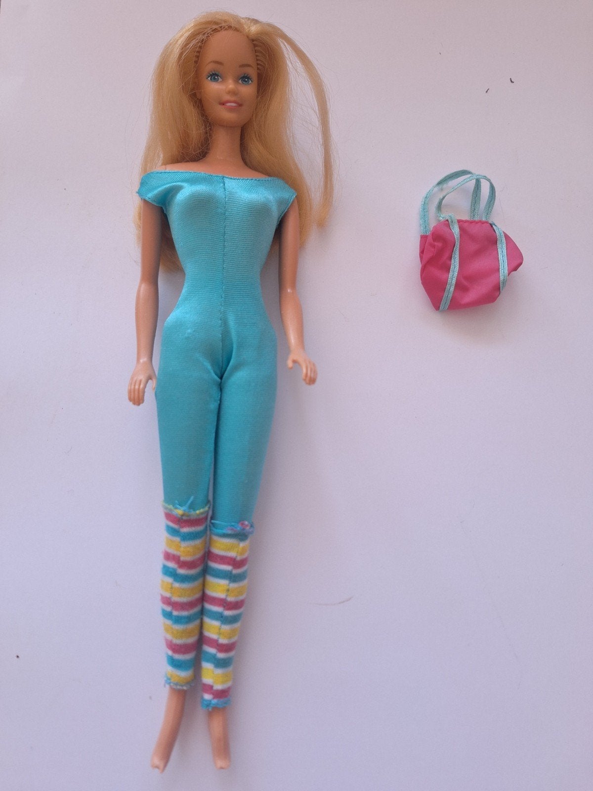 Vintage Barbie pop in sportoutfit met tasje, Ophalen of Verzenden, Gebruikt, Barbie