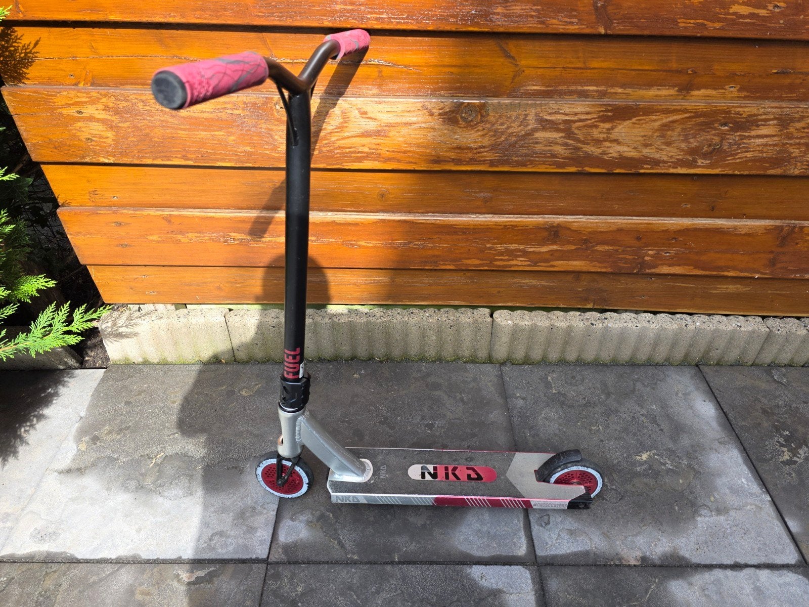 NKD Fuel Rawredmix Stuntstep 84cm., Fietsen en Brommers, Steps, Ophalen, Gebruikt, Overige typen, NKD