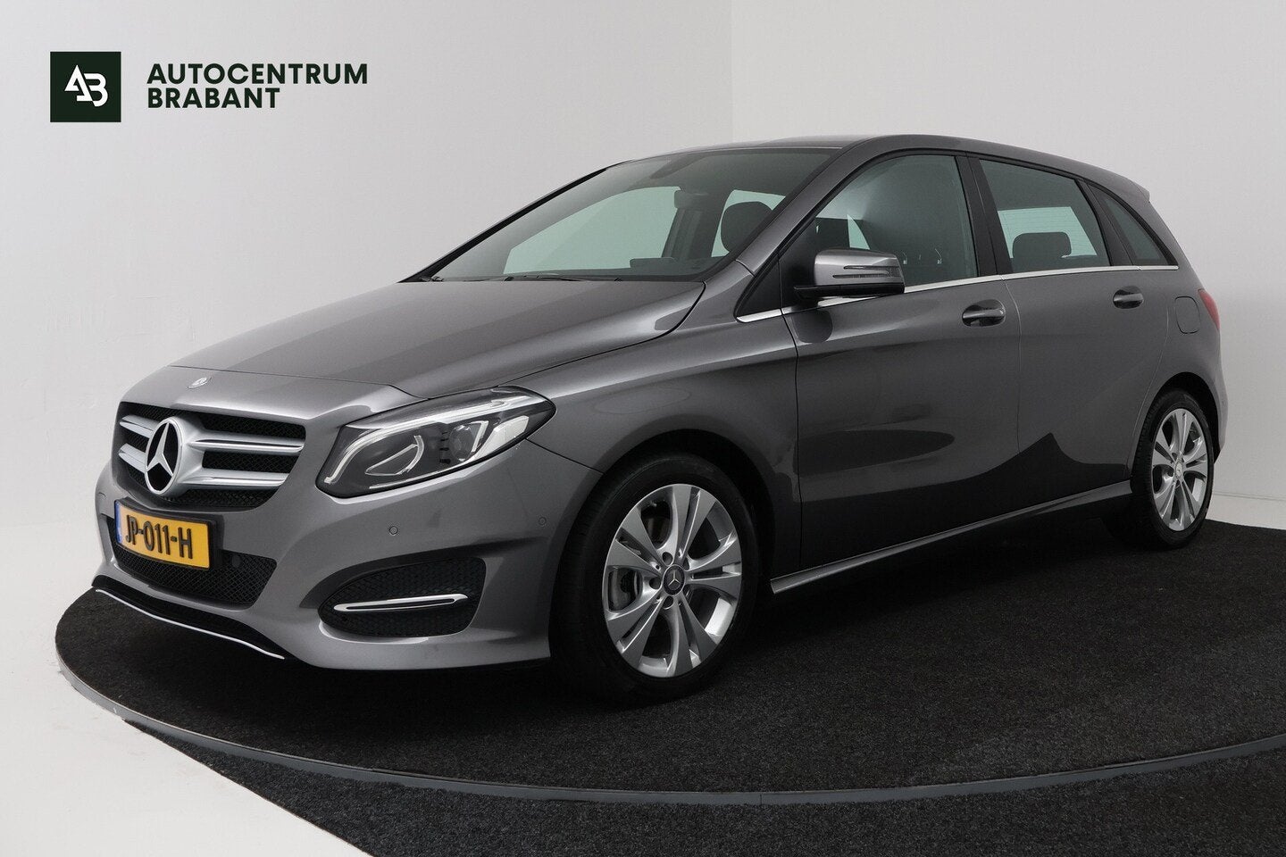 Mercedes-Benz B-Klasse 180 Ambition (bj 2016, automaat), Auto's, Lichtsensor, 1325 kg, Gebruikt, Euro 6