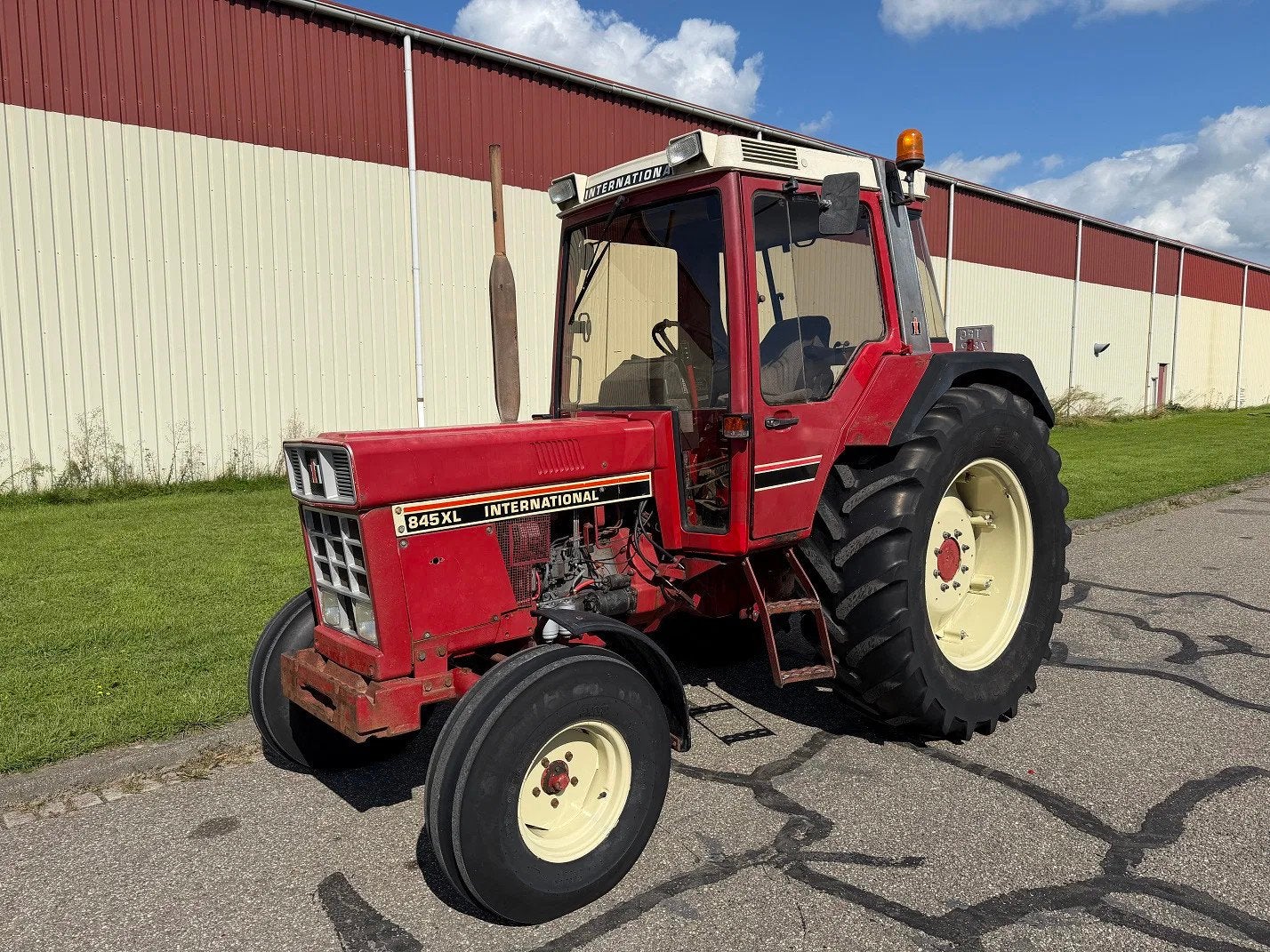 International 845XL 2wd (bj 1982), Gebruikt, 80 tot 120 Pk, Overige merken, 7500 tot 10000