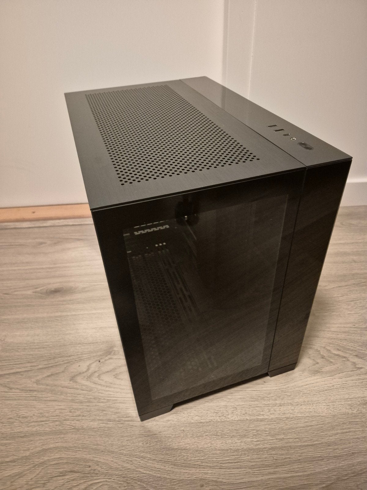 Lian Li O11 Dynamic Mini, Computers en Software, Ophalen, Zo goed als nieuw