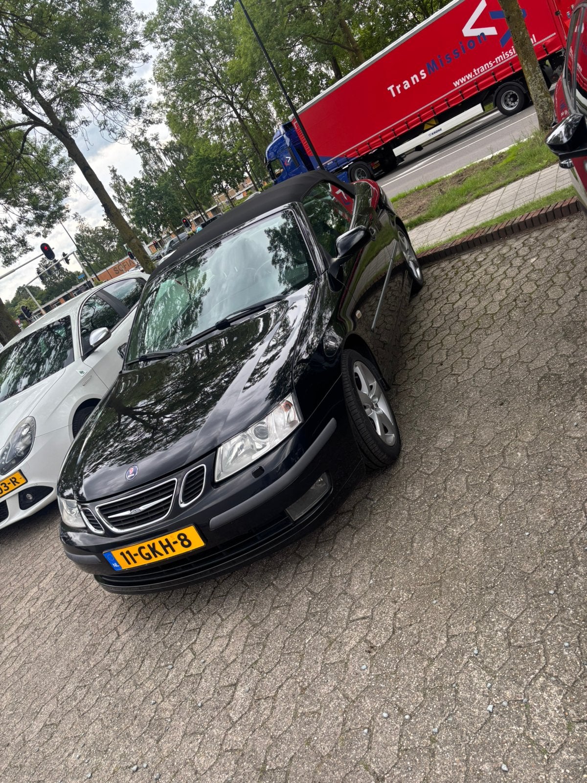 Saab 9-3 AERO 2004 AUT Zwart. Nieuwe kap, 1998 cc, 194 pk, Cabriolet, 4 stoelen