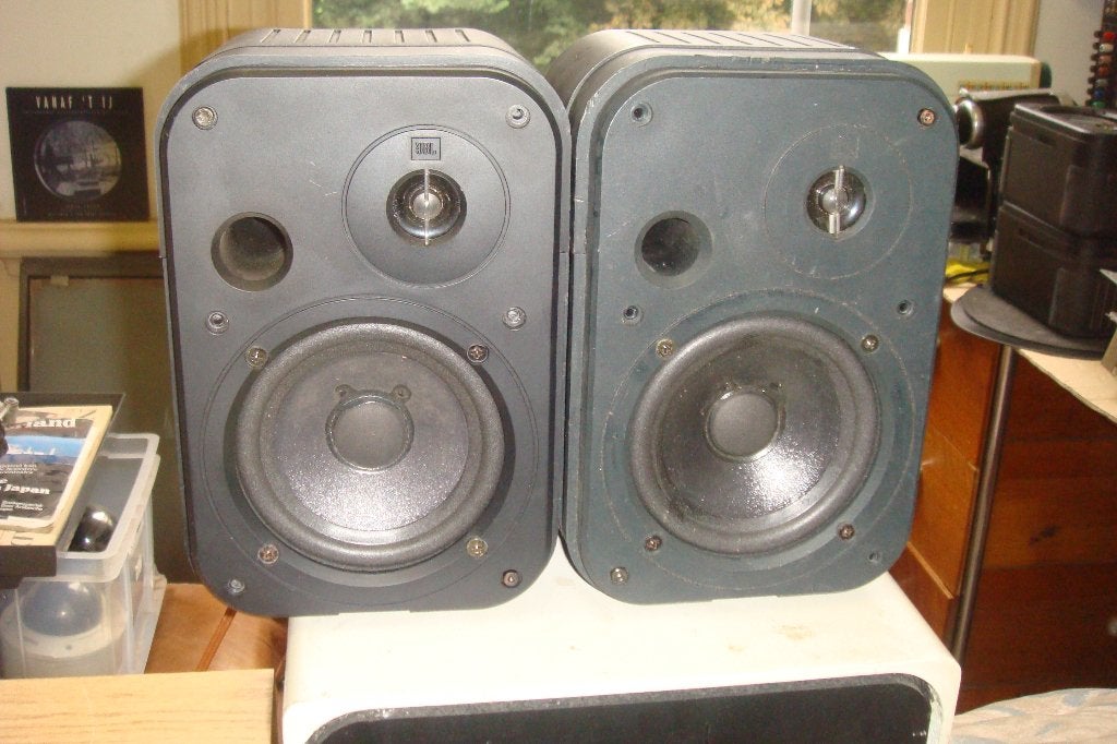 JBL. CONTOL 1 REFURBISHED., Ophalen of Verzenden, Refurbished, Boekenplank luidspreker, JBL