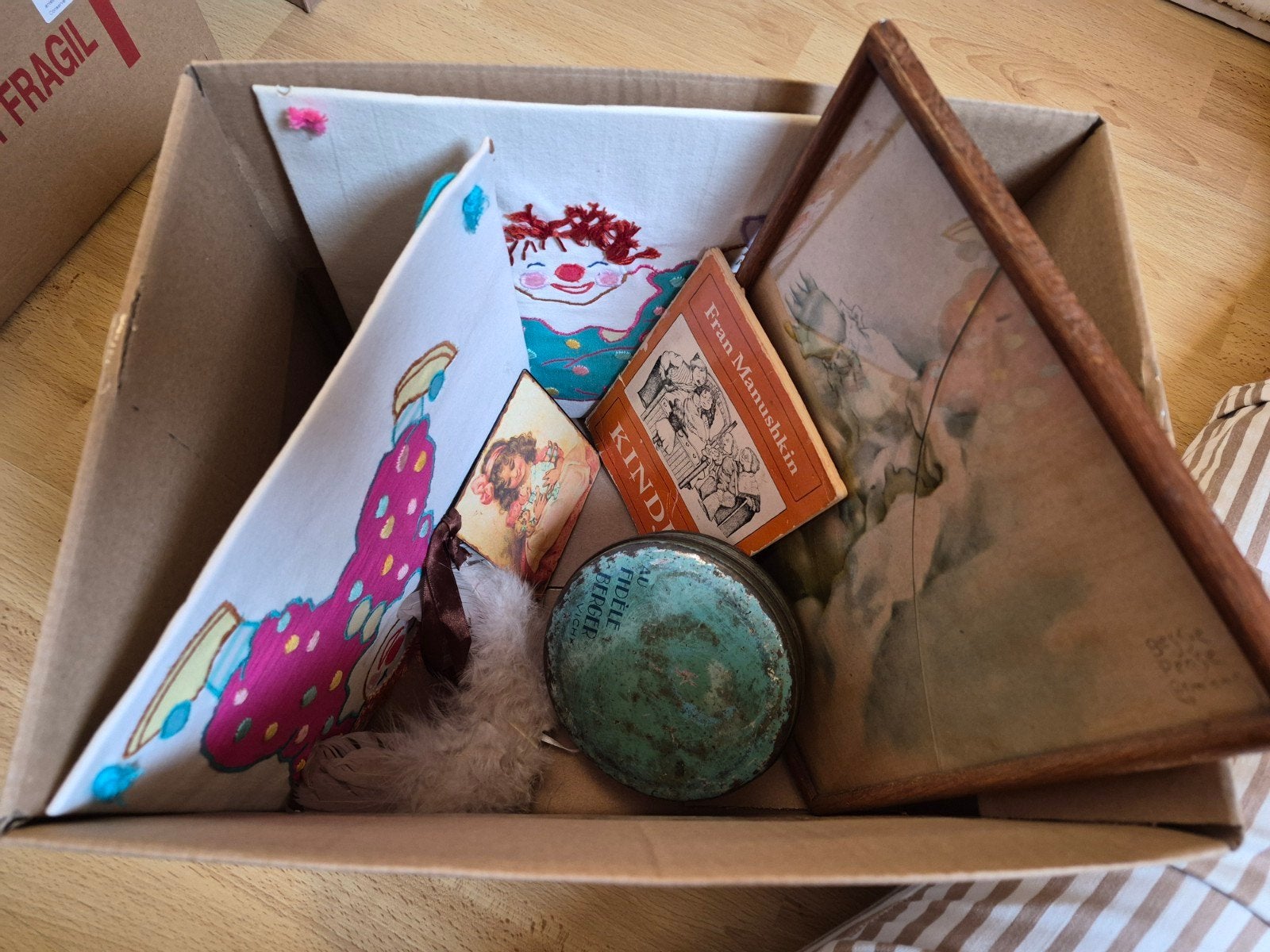 Doosje met nieuw en brocante, Antiek en Kunst, Curiosa en Brocante, Ophalen of Verzenden