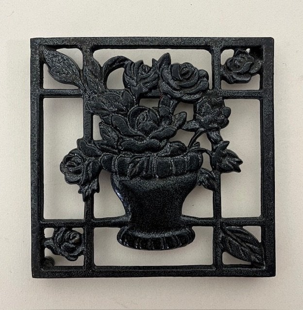 Vintage Franse gietijzeren onderzetter met rozen, Huis en Inrichting, Woonaccessoires | Onderzetters, Metaal, Ophalen of Verzenden