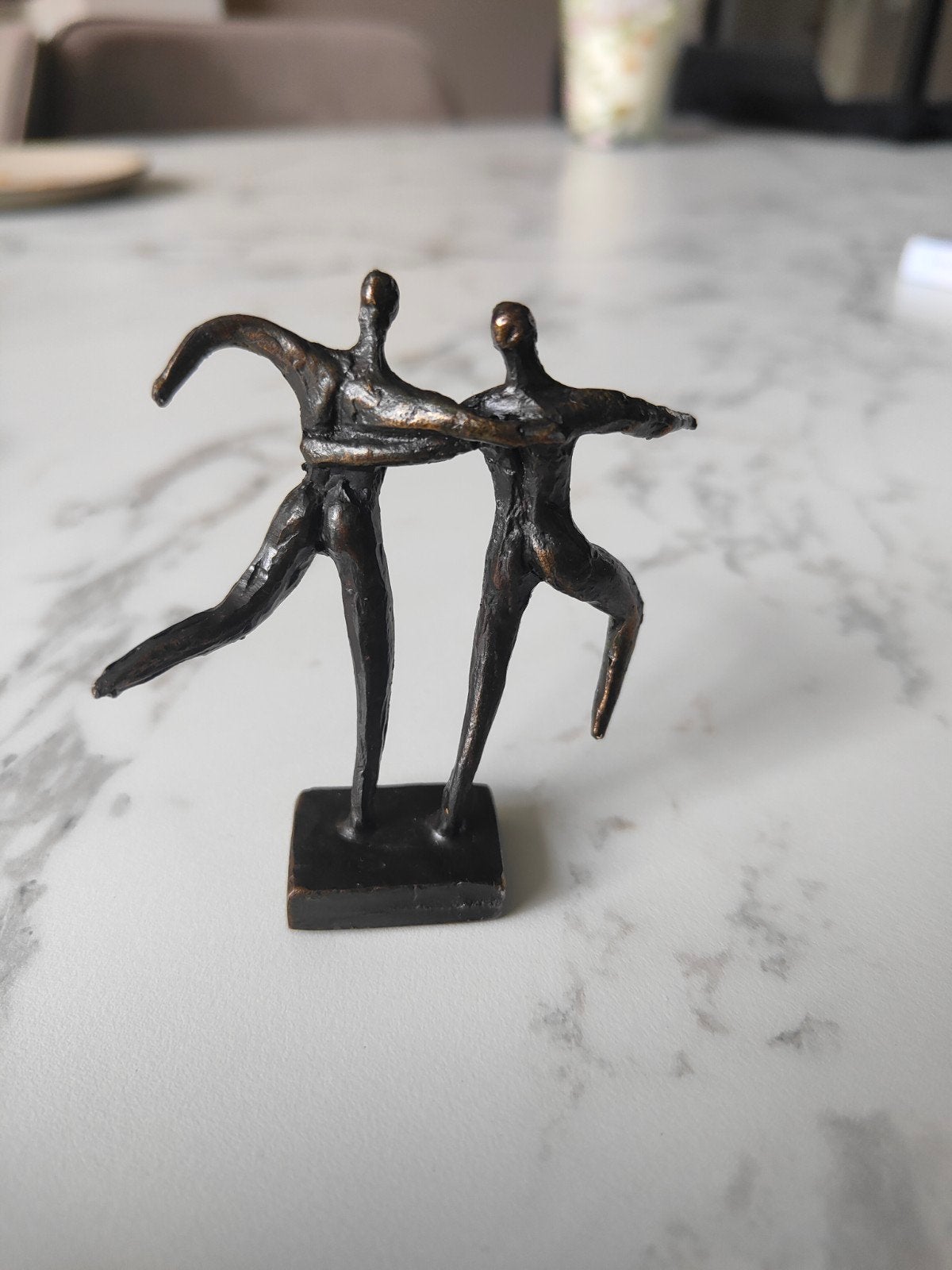 Bronzen beeldje 'Dansend Paar' - Modern kunstwerk, Groep mensen, Minder dan 20 cm, Gepatineerd, Ophalen of Verzenden