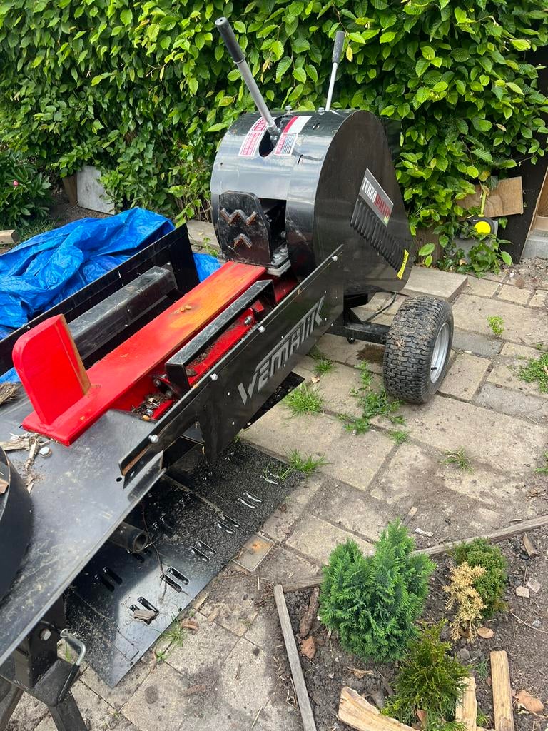Wematik turbo spjalter kloofmachine 25 ton, Tuin en Terras, Ophalen, Zo goed als nieuw, Liggend
