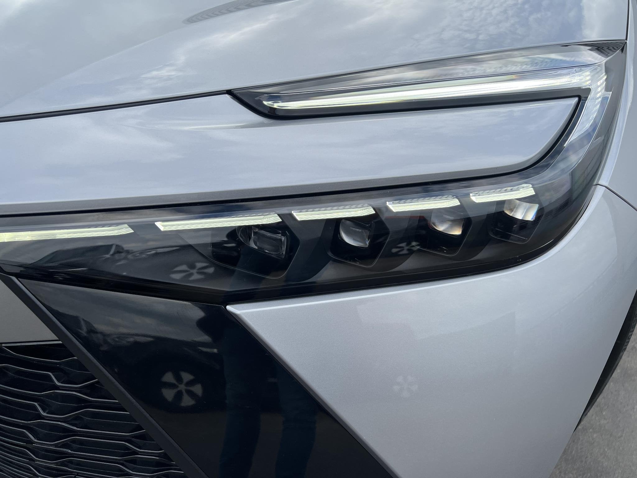 Toyota C-HR 2.0 Plug-in Hybrid 220PK Executive Aut. Full opt, Auto's, 14 kWh, 4 cilinders, Leder en Stof, Bedrijf