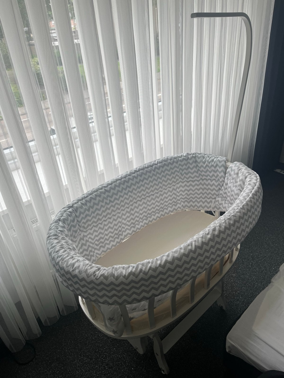 Wieg met sluier en matras, Kinderen en Baby's, Babywiegjes en Ledikanten, Ophalen of Verzenden, Gebruikt, Wieg