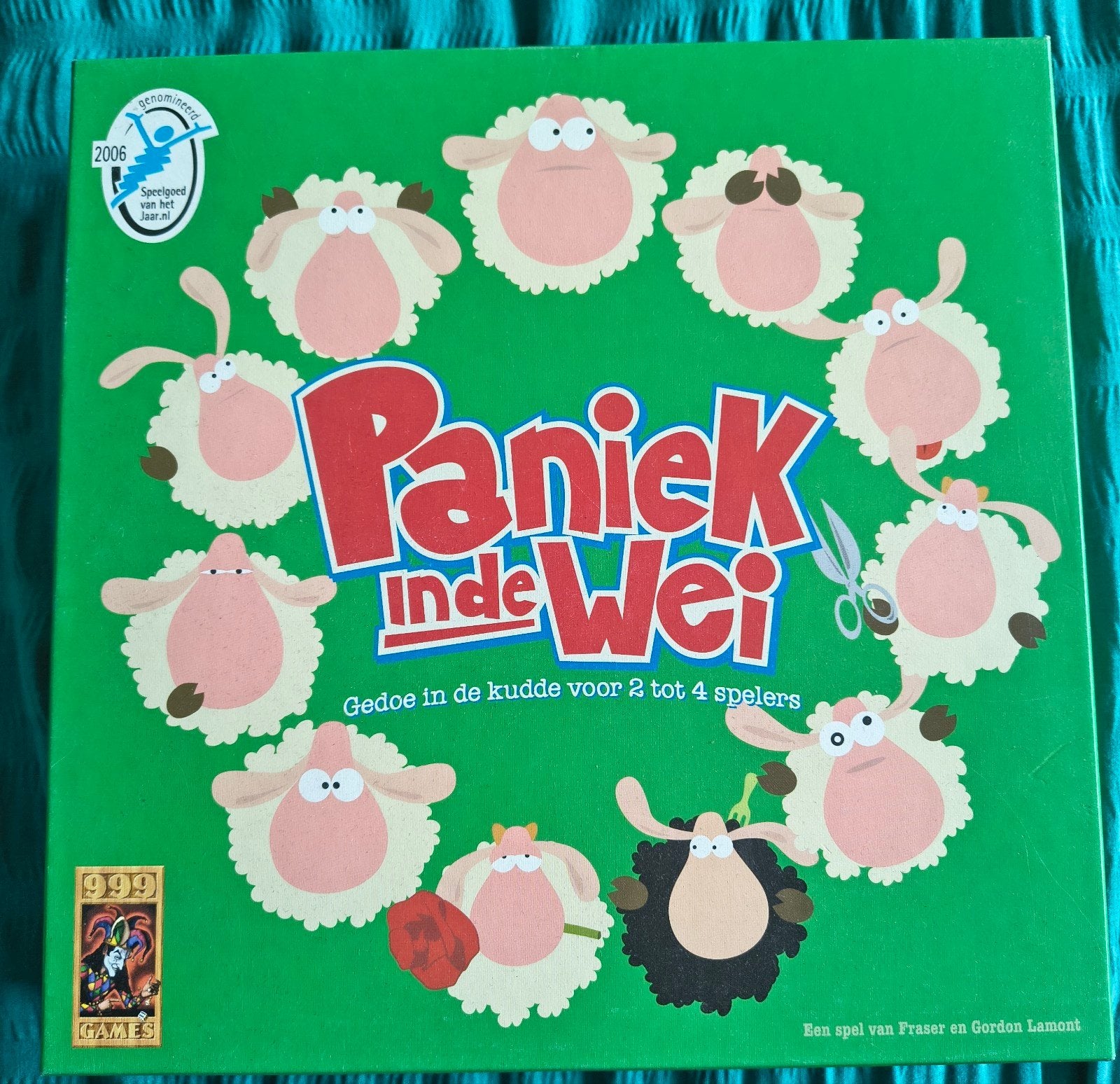 Paniek in de Wei - Bordspel (999 Games), Drie of vier spelers, Ophalen of Verzenden, Zo goed als nieuw, 999 Games