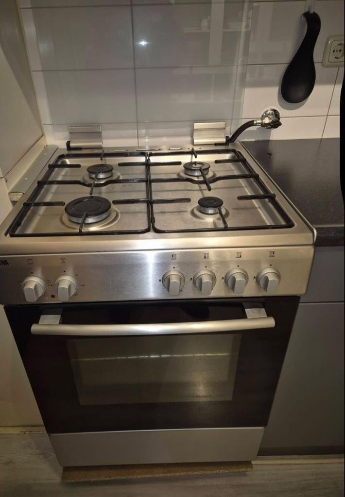 Etna gasfornuis rvs uitvoering Electrice oven bezorgen kan, Witgoed en Apparatuur, Ophalen, 4 kookzones, Zo goed als nieuw, Gas