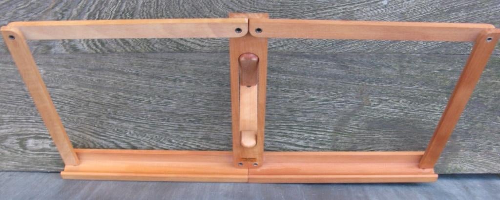 BOEKENSTANDAARD HOUT IN ETUI PIZZITUTTI DESIGN ITALY, Ophalen of Verzenden