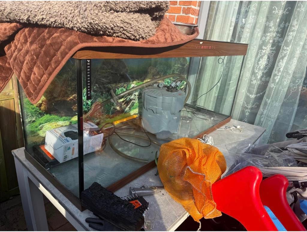 Aquaruim 1,5 meter compleet, Ophalen of Verzenden, Zo goed als nieuw, Leeg aquarium