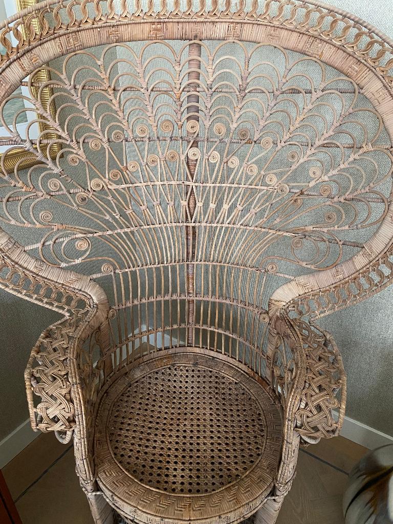 Vintage Rotan Pauwenstoel, Huis en Inrichting, Stoelen, Ophalen, Gebruikt, Overige kleuren, Eén