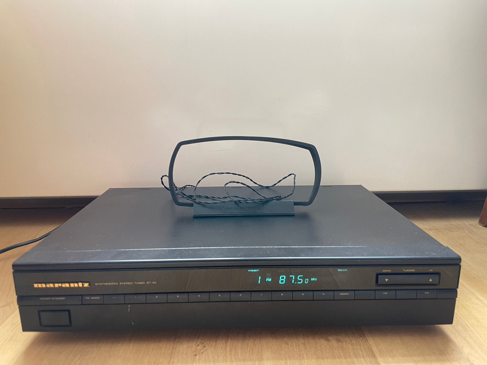 Marantz ST-40 stereo tuner + AM-loopantenne, Ophalen, Zo goed als nieuw, Analoog