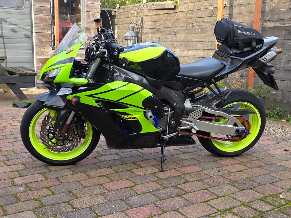 Honda Cbr 1000rr sc57, Handvatverwarming, 4 cilinders, Gebruikt, Super Sport