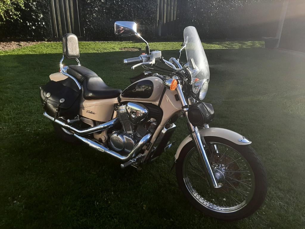 Honda Shadow Custom vt600 Chopper beige, Motoren, 2 cilinders, Gebruikt, Particulier, Meer dan 35 kW