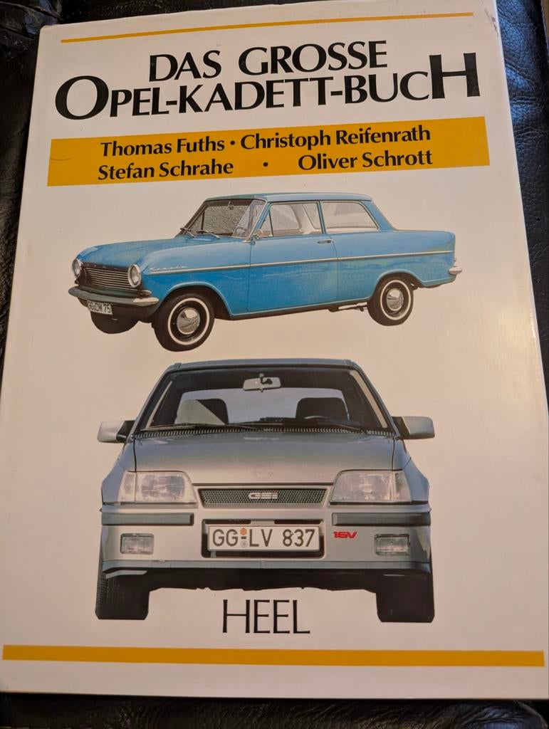 Opel Informatief Boek (Historisch Overzicht), Ophalen of Verzenden, Gebruikt, Auto's