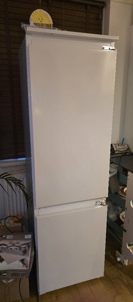 Whirpool Ikea Effektfull koelkast inbouw 273 liter, Witgoed en Apparatuur, Gebruikt, 200 liter of meer, Met vriesvak, 160 cm of meer