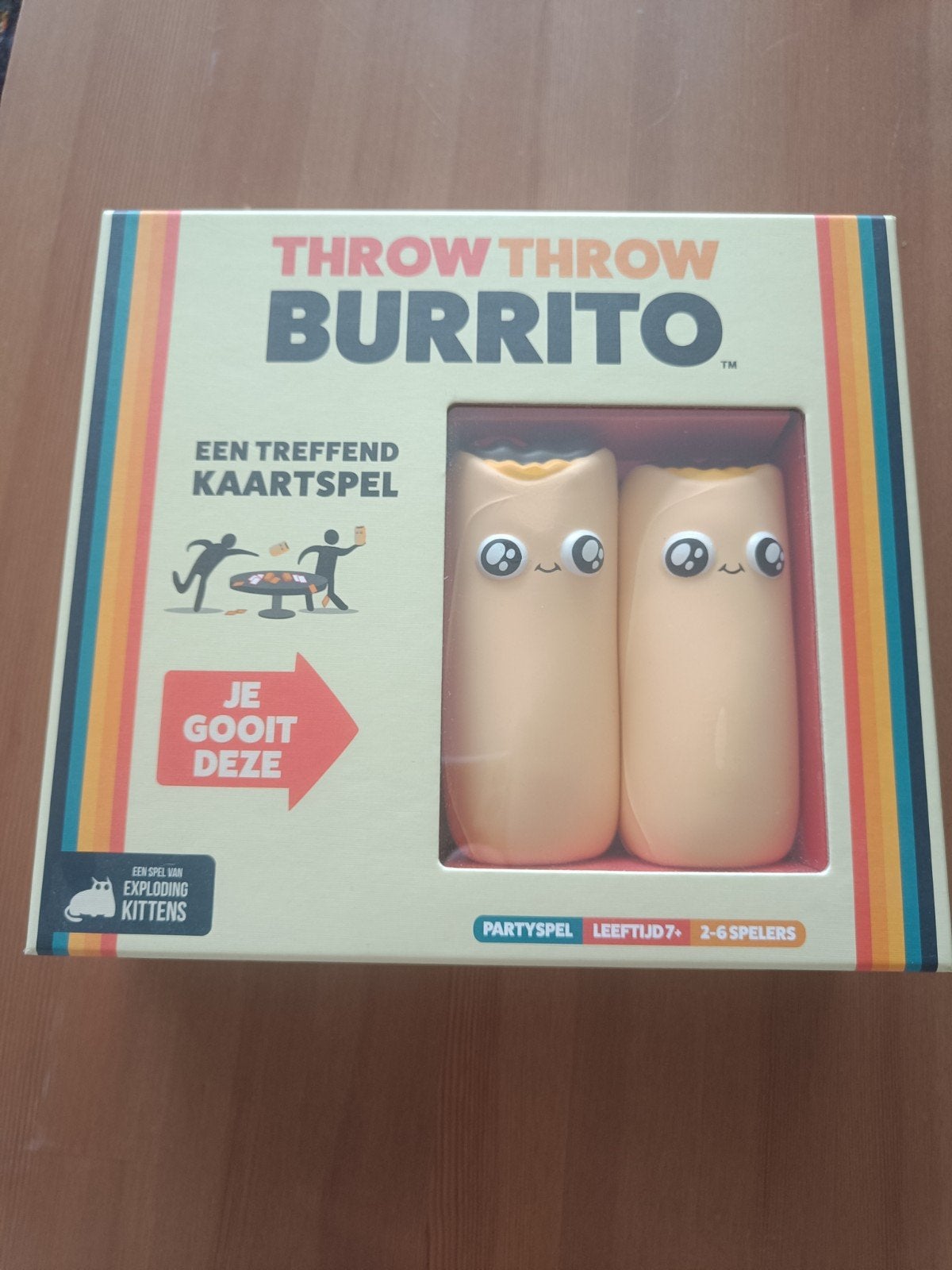 Throw Throw Burrito - Zo goed als nieuw, nooit gespeeld, Drie of vier spelers, Ophalen of Verzenden, Zo goed als nieuw, Exploding Kittens