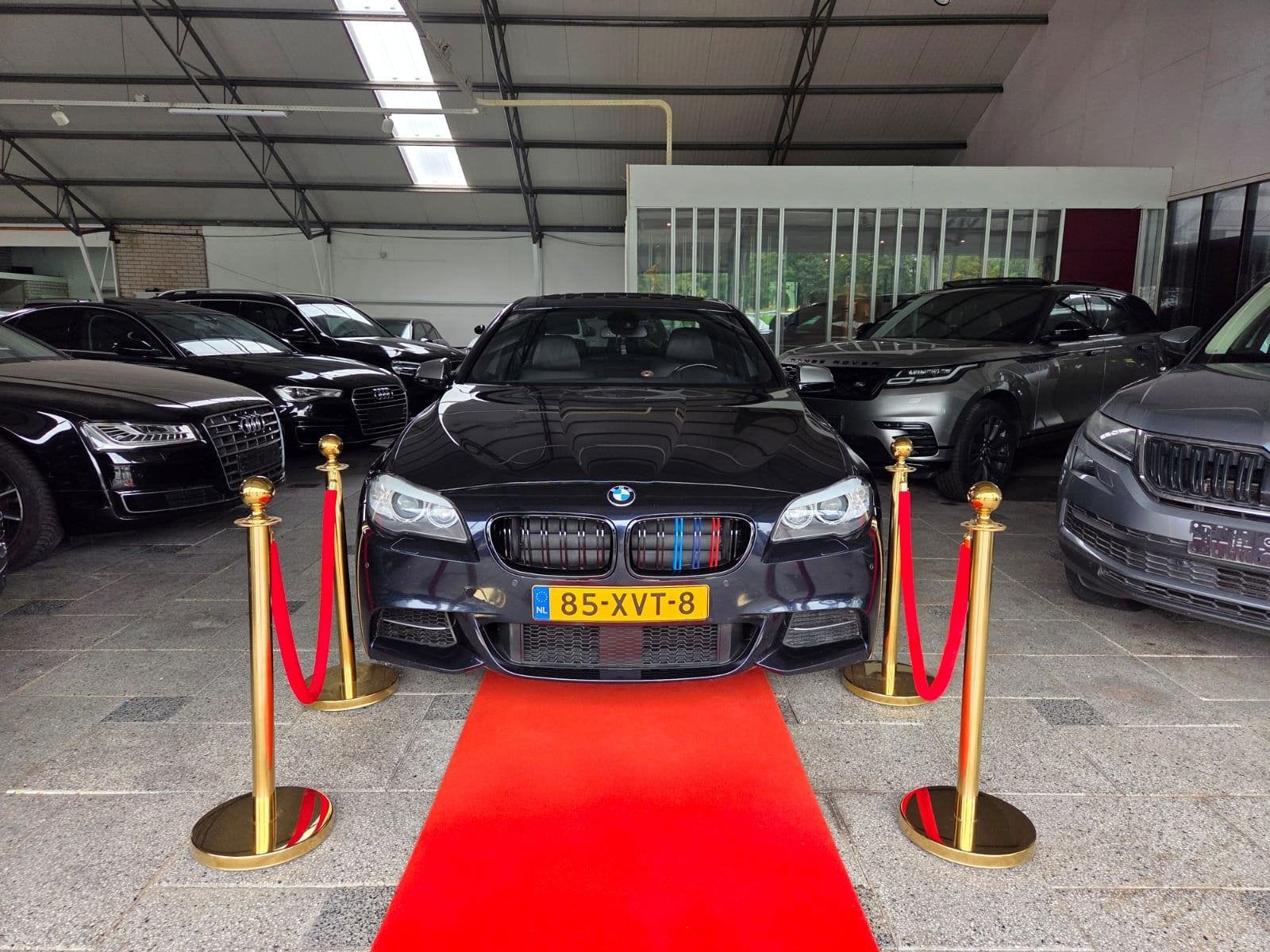 BMW 5-serie M550 Xdrive Individual Schwarz Pakket!, Automaat, Gebruikt, Euro 6, 2993 cc