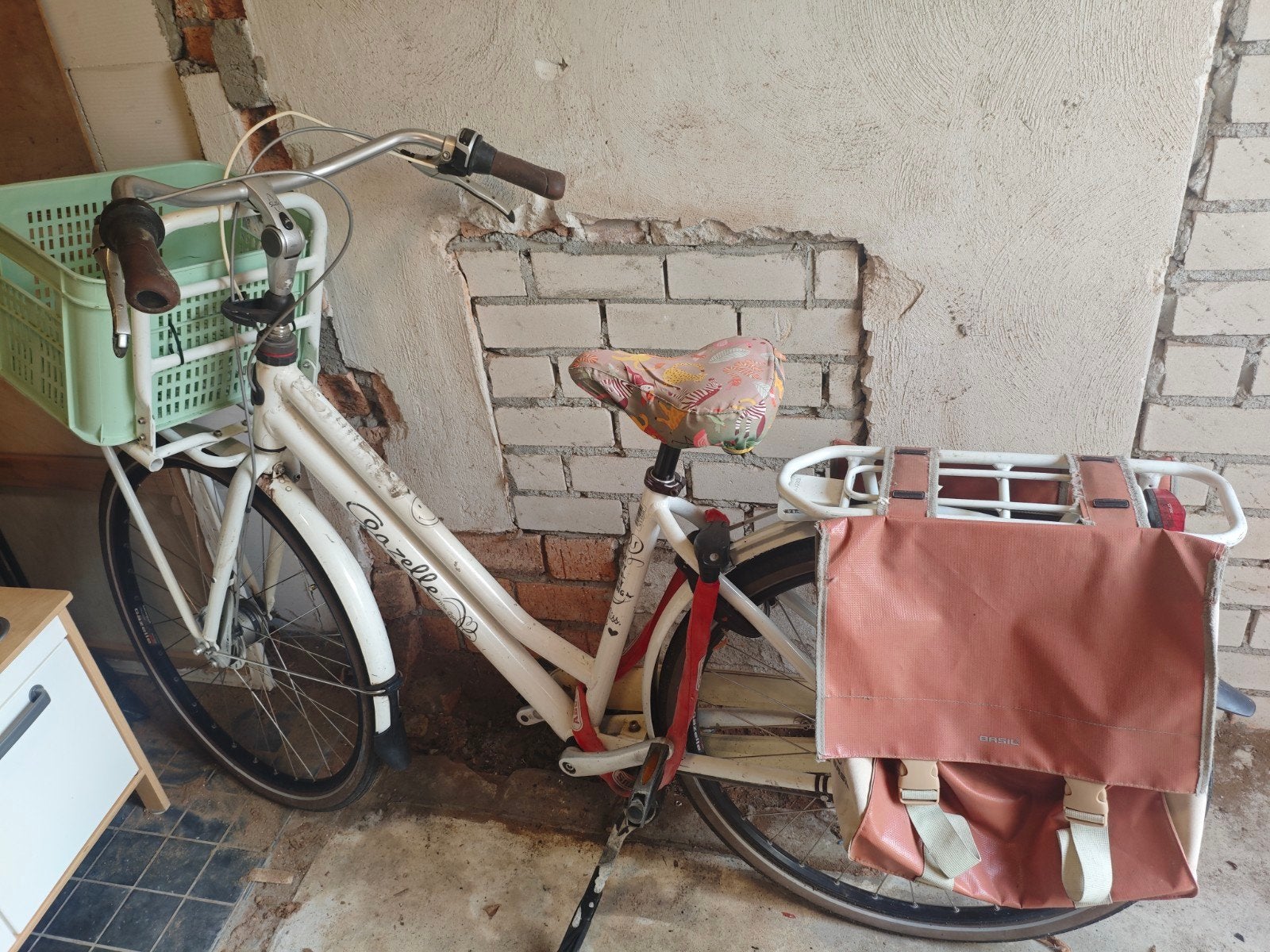 Gazelle Miss Grace damesfiets met mand en fietstassen, Ophalen, Terugtraprem, Versnellingen, Gazelle