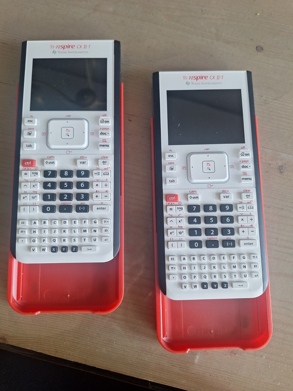 2x TI nsprire grafische rekenmachine, Ophalen, Grafische rekenmachine, Zo goed als nieuw