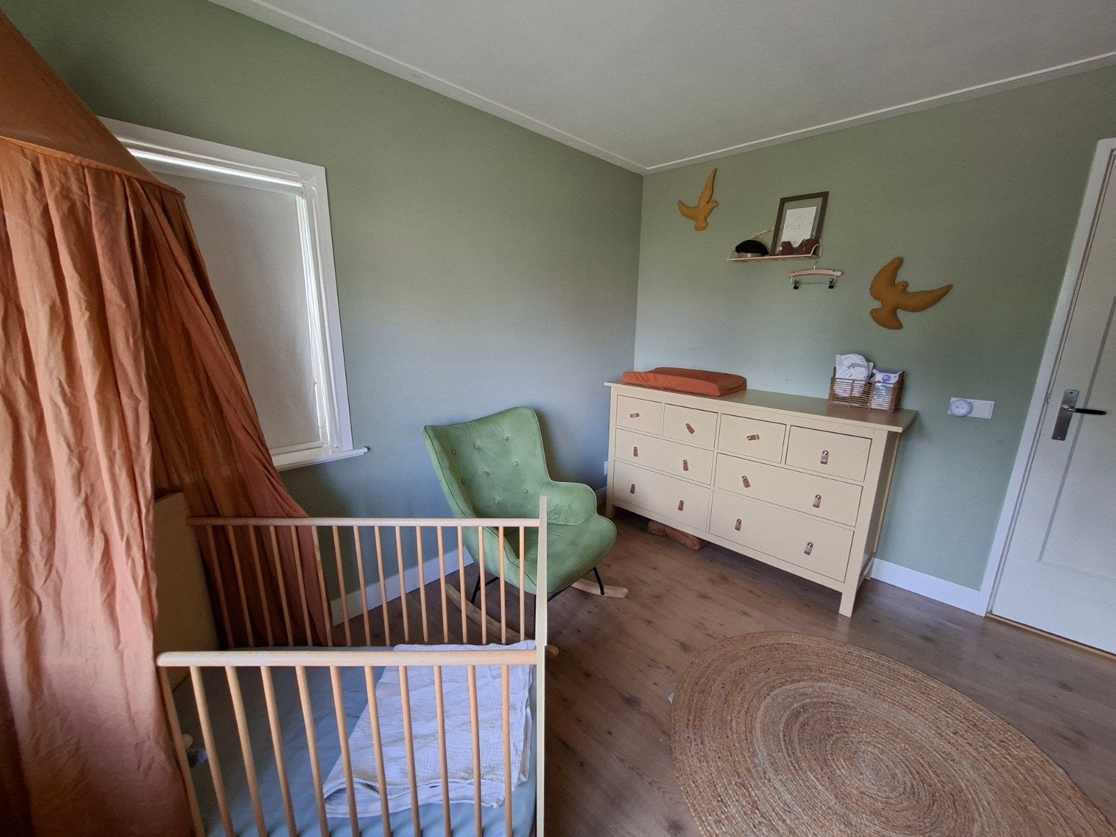 Complete babykamer: Commode, kledingkast, ledikant, Ophalen, Gebruikt, Jongetje of Meisje