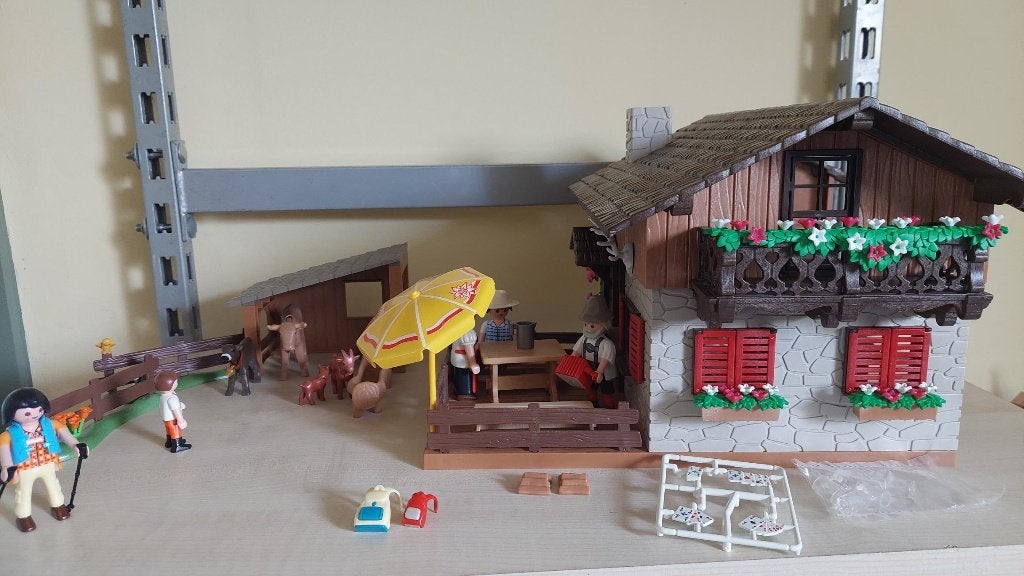 Playmobil berghut vakantie in de bergen, Kinderen en Baby's, Speelgoed | Playmobil, Ophalen of Verzenden, Gebruikt, Overige typen