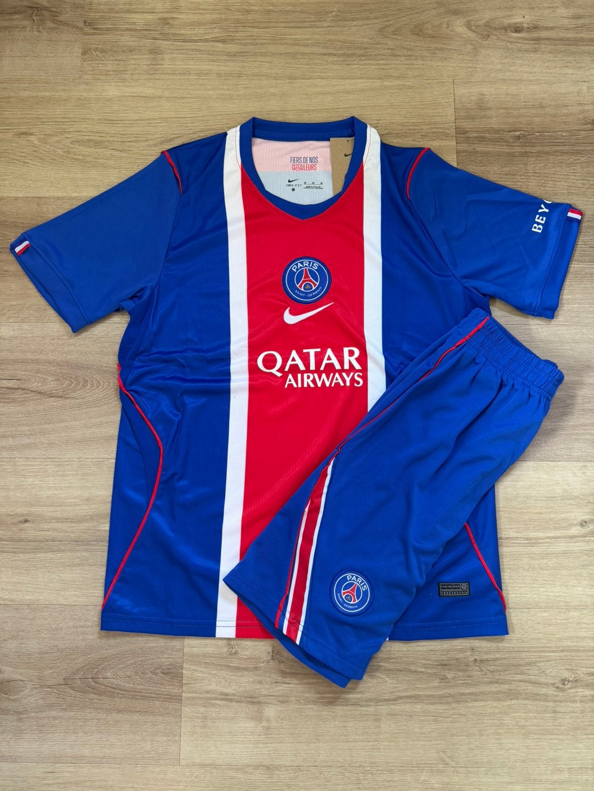 Paris Saint Germain Tenue 26/27, Maat L, Verzenden, Nieuw, Set
