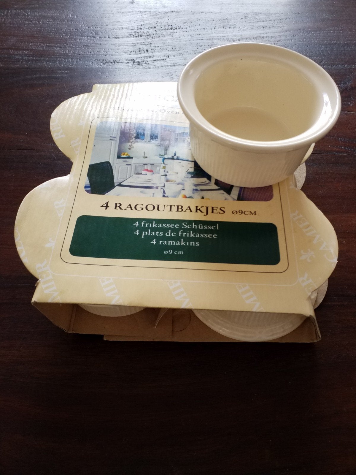 Nieuwe ragoutbakjes / ovenschaaltjes - set van 4, Ophalen of Verzenden, Nieuw, Keramiek, Schaal of Schalen