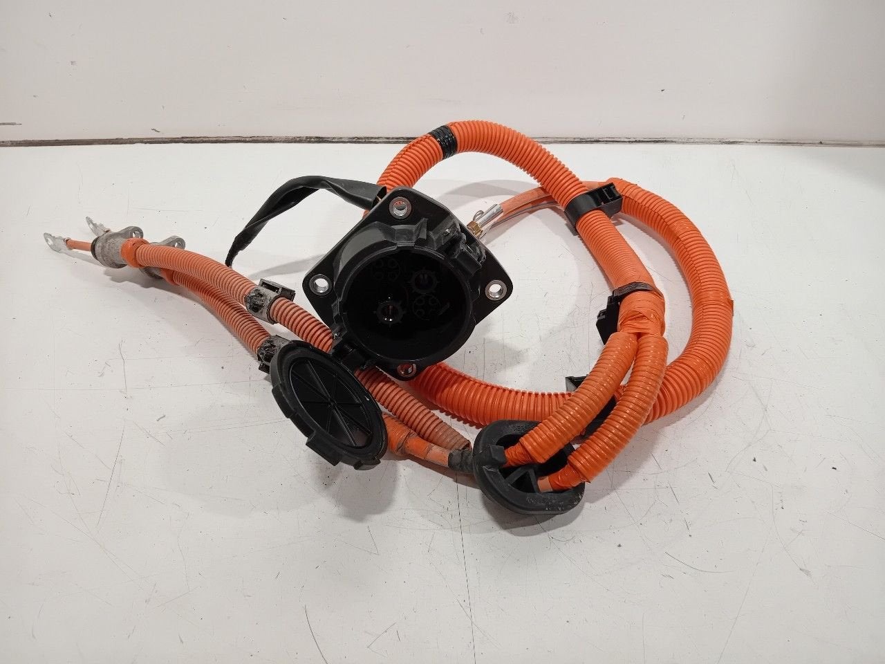 Kabel Mitsubishi Outlander, Onderdelen@venauto.nl, Van der Ven Autorecycling B.V., Gebruikt, Ettenseweg 76, 4706 PB Roosendaal, The Netherlands